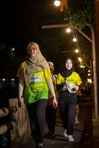 BIB: 10052
                            <button type="button" onclick="openModal(21807444)" class="btn btn-primary btn-sm float-right btn-popup" data-toggle="modal" data-target=".modal-high-quality">
                        <i class="fas fa-shopping-cart"></i> Add to Cart
                    </button>
                                            <button type="button" onclick="isThisMe(21807444, true)" class="btn btn-success btn-sm float-right btn-popup btn-isme hidden" data-toggle="tooltip" data-placement="bottom" title="นี่คือรูปของคุณใช่ไหม คลิกที่นี่เพื่อเอาเข้าอัลบั้ม">
                        <i class="fas fa-plus"></i> Add to album
                    </button>
                    <button type="button" onclick="isThisMe(21807444, false)" class="btn btn-warning btn-sm float-right btn-popup btn-isnotme hidden">
                        <i class="fas fa-ban"></i> Remove from album
                    </button>